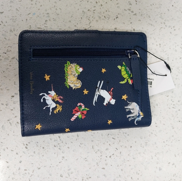 BOGO Vera Bradley Passport Wallet Snowglobes motifs NWT - Picture 2 of 3